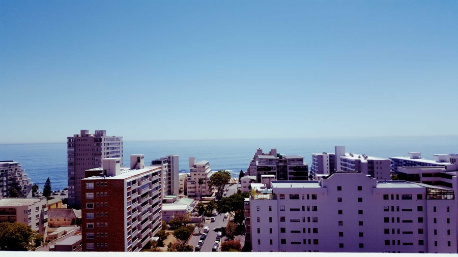 2 Bedroom Property for Sale in Sea Point Western Cape